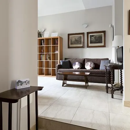 Italianway-reggimento Savoia Apartment Milan